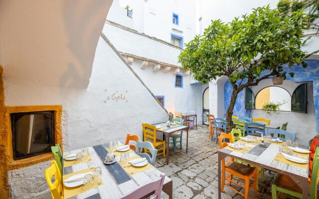 Camera Luce In Racale