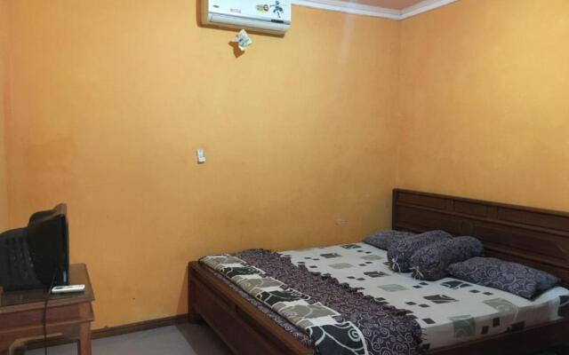 Hotel Alami near Alun-Alun Klaten