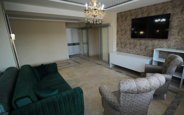 Grand Gulizar Hotel