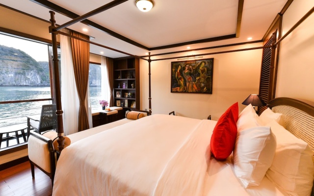 Heritage Cruises Cat Ba Archipelago – Guest Rooms – Ha Long