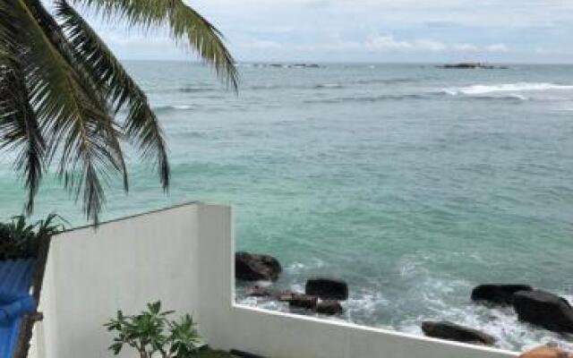 Galle Henna Beach House