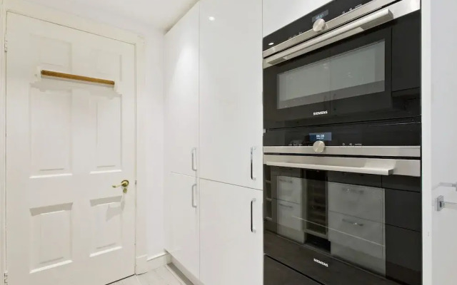Knightsbridge - Hyde Park Private House
