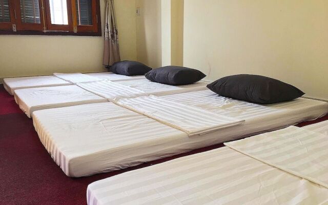 Room in House - Ha Giang Paradise Hostel & Tours