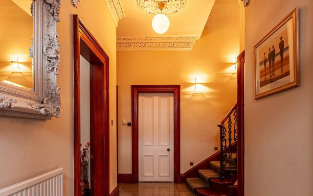 Nelson Manor City Centre Townhouse