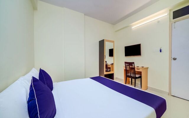 SilverKey Executive Stays 19907 Hafeezpet