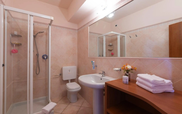 Loano 2 Village Hotel