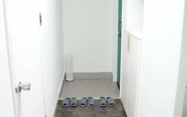 Shin-Osaka GRAND-H 202