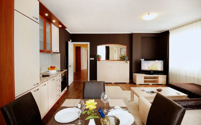 Apartments Carrera