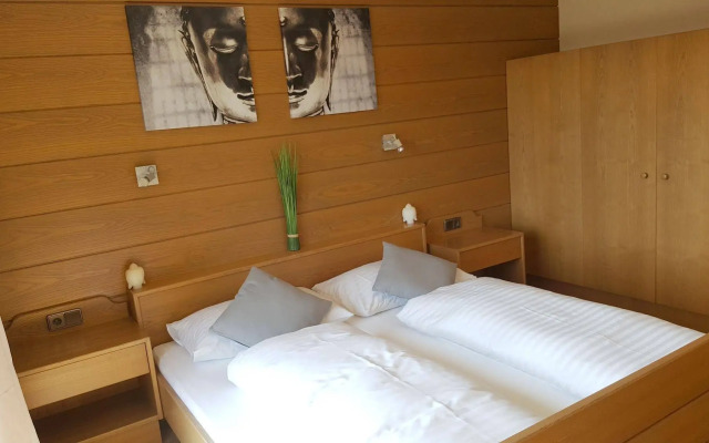Ferienwohnungen - Appartements Pension Zollner