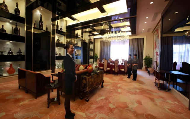 Babylon Hotel