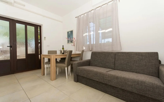 Bareta - 50m From the sea - A2
