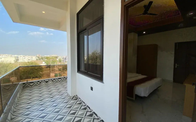 Luxe Stays