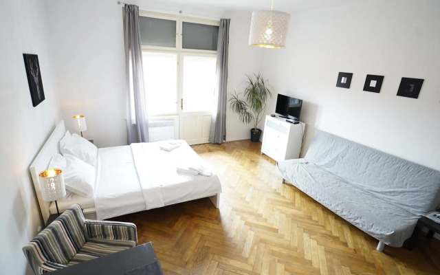 Royal Road Residence