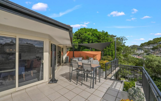 Terrigal Sails Serviced Apartments