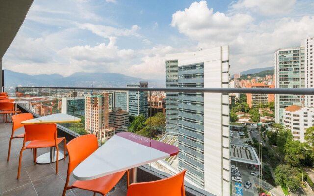 Hampton by Hilton Medellin