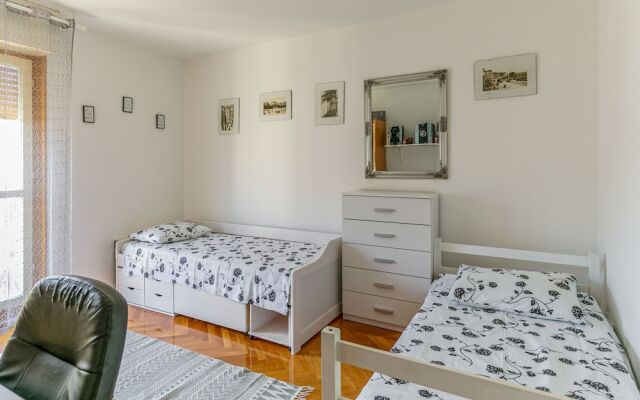 Fabulous Apartment in Zadar Near Seabeach and Nightlife