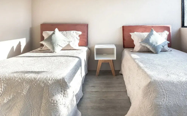 Stylish 2BR in Roma - Parking- Wifi- Sleeps 6