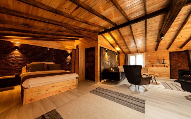 Abant Zumrut Dag Evi