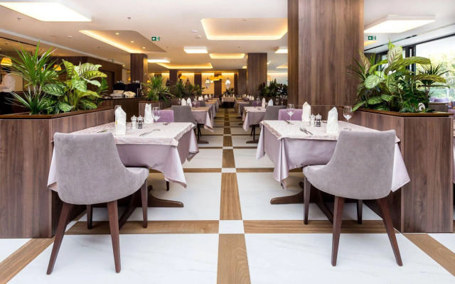 Hotel Plaza Duce