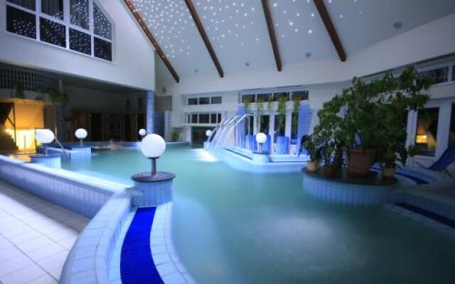 Orchidea Hotel Lipót