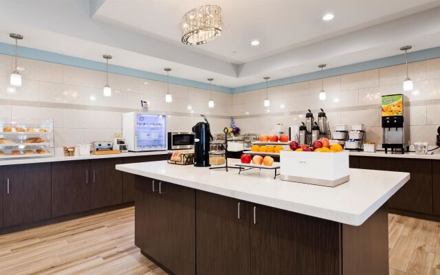 Best Western Plus Buda Austin Inn & Suites