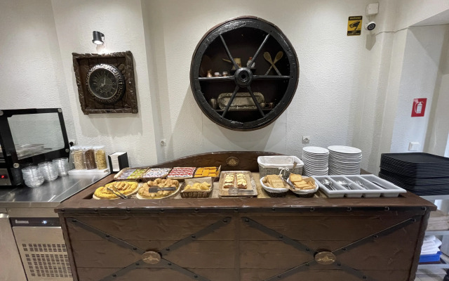 Samel Hotel