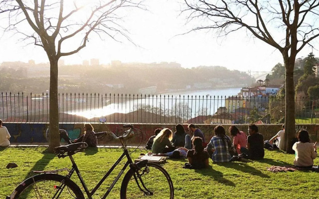 Hopstays Oporto Tiles 2 - City Center Duplex