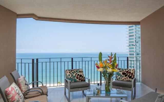 Ocean Front Condo Sleeps 4 Adults-Grand Venetian T3000-1606