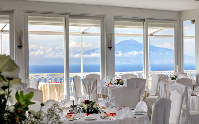 Hotel Mediterraneo