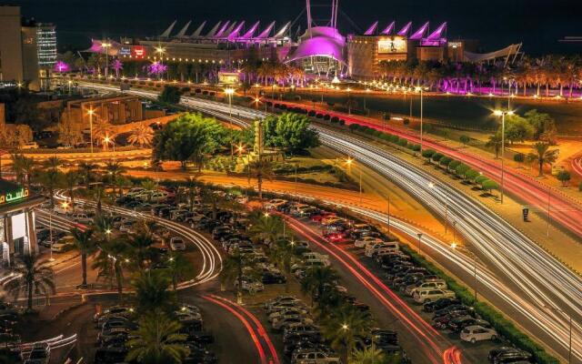 Holiday Inn Suites Kuwait Salmiya