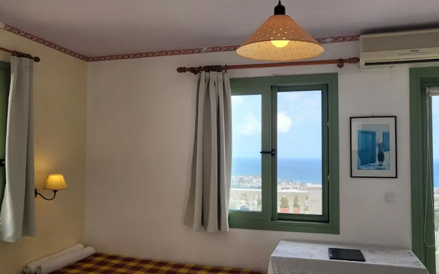 "room in Apartment - One Private Studio With Stunning Full sea View, Shared Pool and Ac"