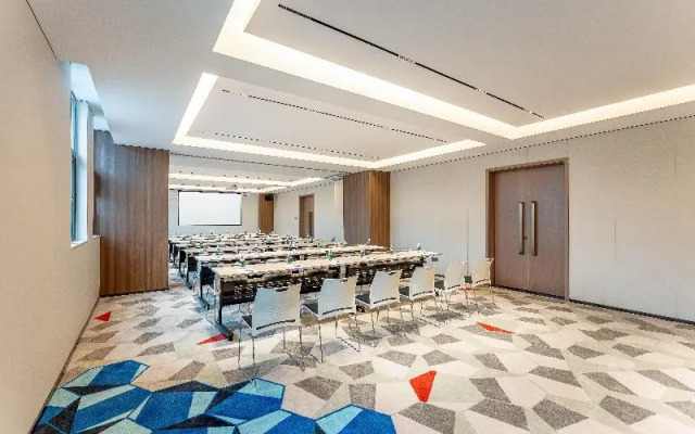 Holiday Inn Express Shangrao Railway Station