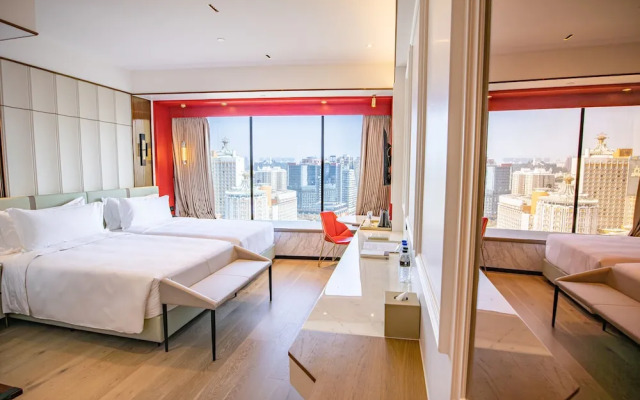 YOHO Resorts World Hotel