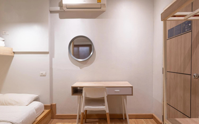 The Goose Cafe & Hostel – Guest Rooms – Ubon Ratchathani