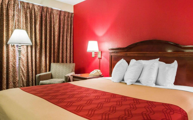 Econo Lodge Atlanta College Park