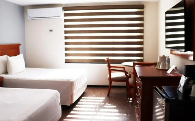 Araiza Palmira Hotel