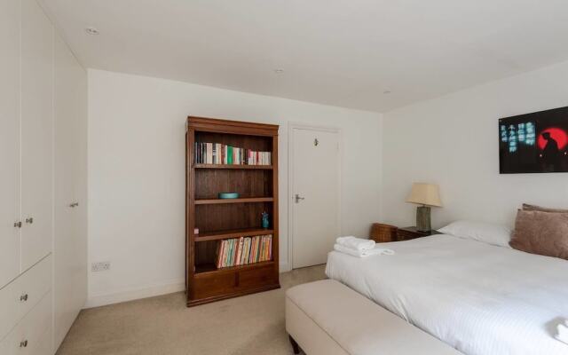 Fantastic 2 Bedroom Flat in the Heart of London