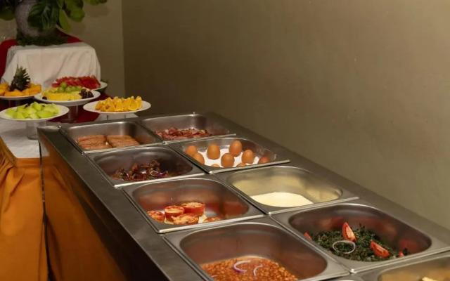 Maxland Hotel