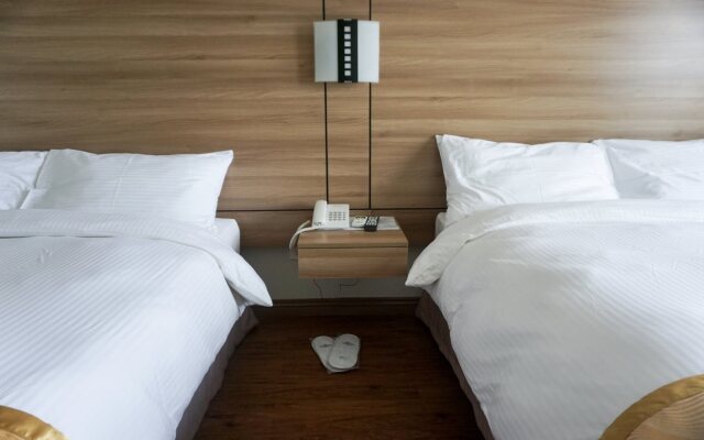 Vista Real Hotel