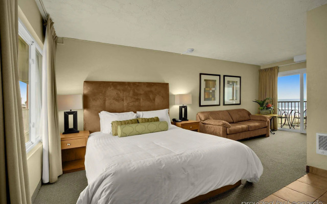 Surfer Beach Hotel