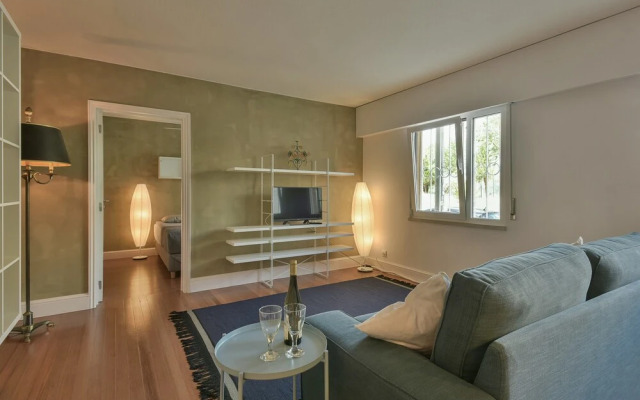 Carcavelos Sol by Lisbon-Coast vacation
