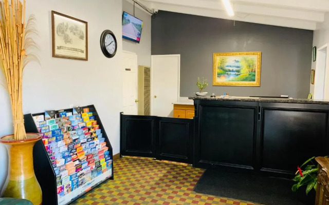 Fallbrook Country Inn