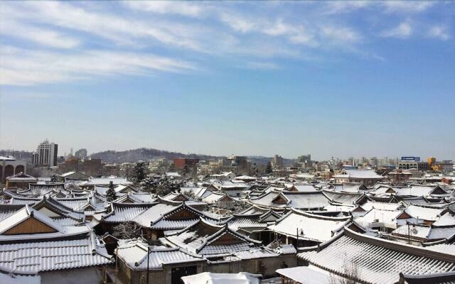 Millennial Morning Hanok Guesthouse