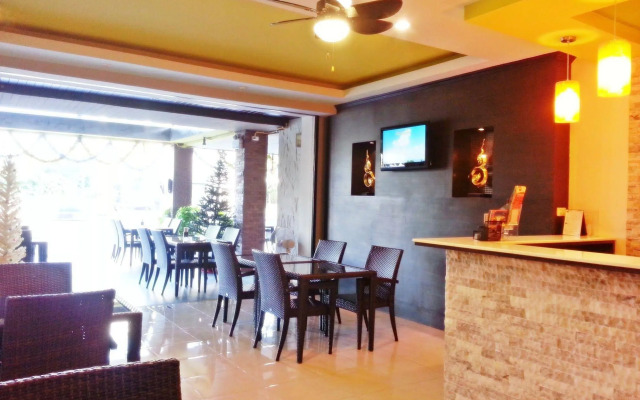 Purimas Resortel