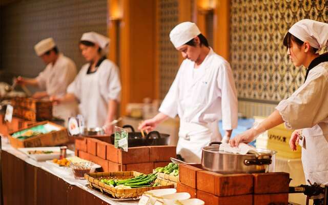 1000 Years of Tradition - Akiu Onsen Sakan