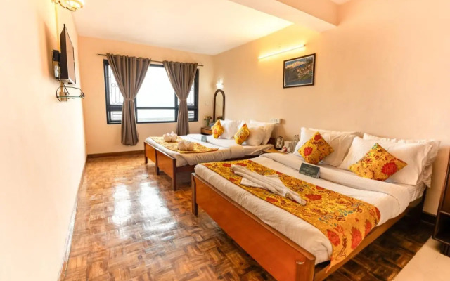 Muscatel Fairmont – 100 Mts from Mall Road