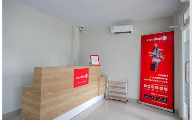 Kurnia Guest House by RedDoorz