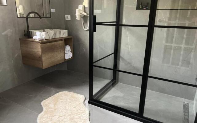 Barjaktar - Luxury Suites & SPA