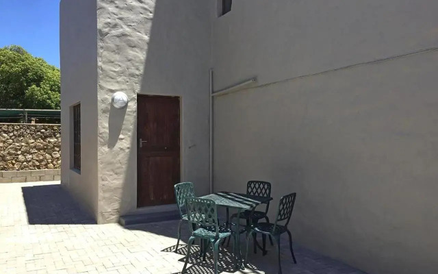 8 on Main (Adults Only)