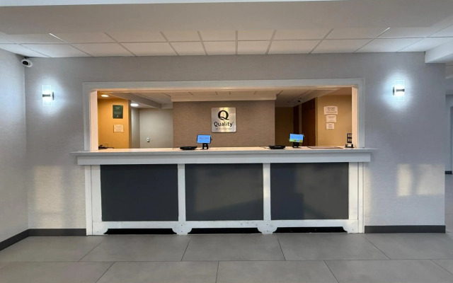 Quality Inn & Suites Baton Rouge West – Port Allen